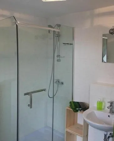 Gaestehaus Silvia ;Zimmer Mit Bad * Freigericht